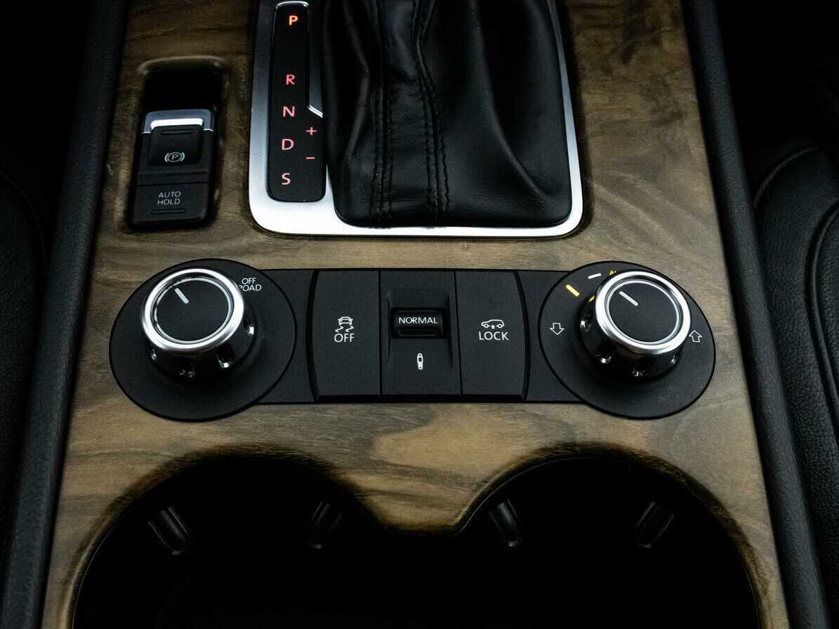 Купить Volkswagen Touareg, 2012, 216 202 км, фото №15