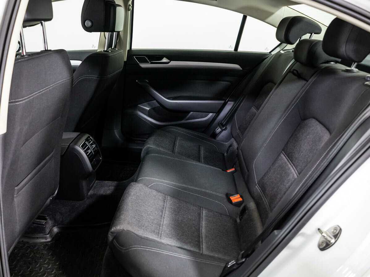 Купить Volkswagen Passat, 2016, 78 853 км, фото №8