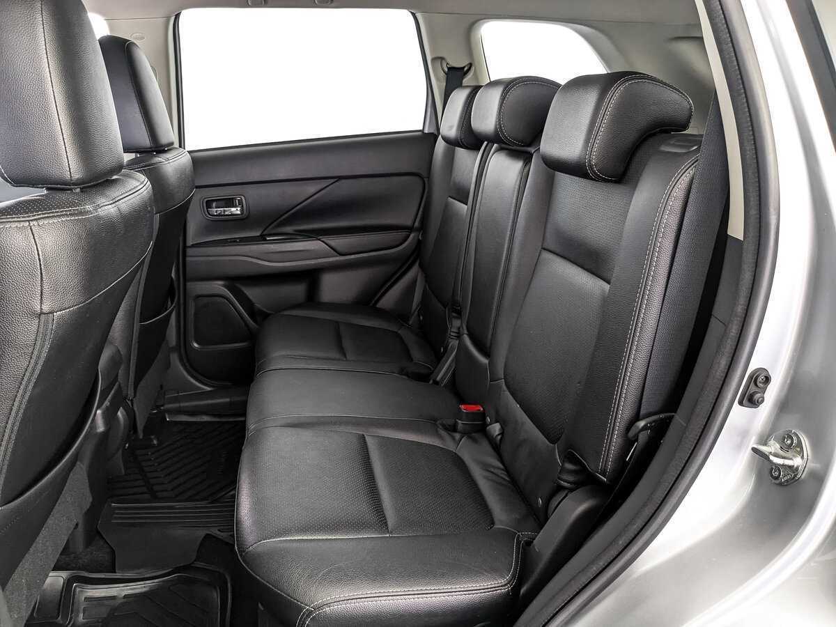 Купить Mitsubishi Outlander, 2017, 228 089 км, фото №13