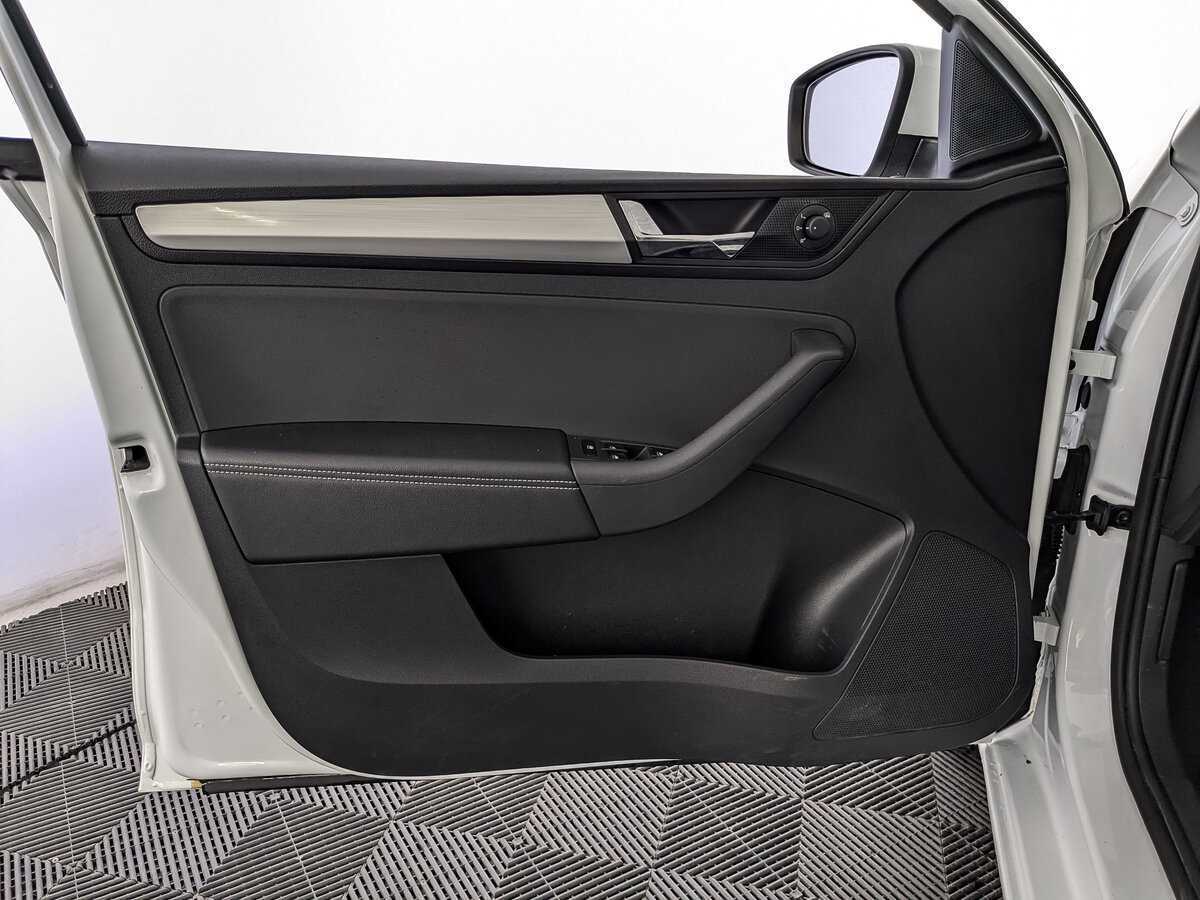 Купить Skoda Rapid, 2019, 50 560 км, фото №15