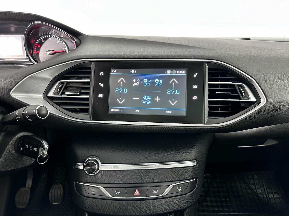 Купить Peugeot 308, 2018, 91 697 км, фото №11