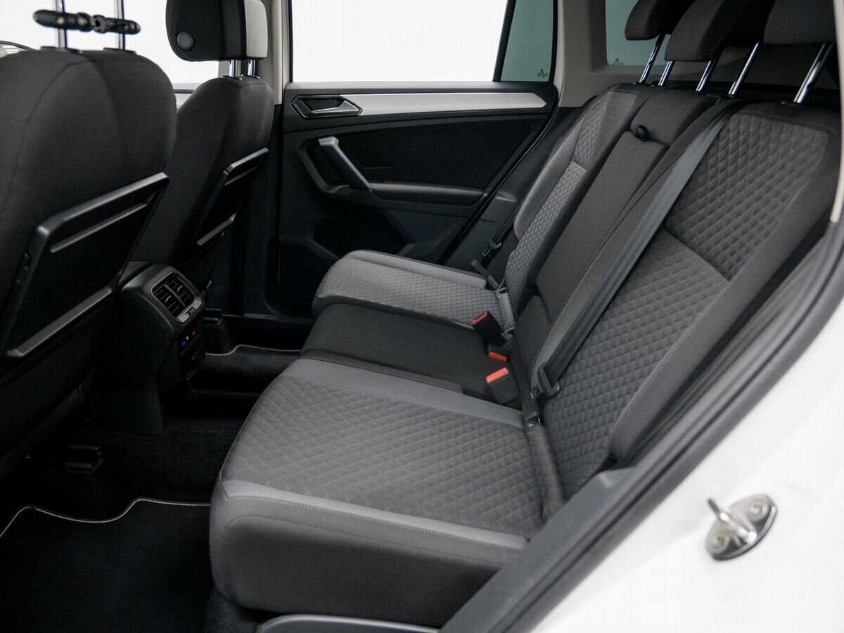 Купить Volkswagen Tiguan, 2018, 120 199 км, фото №15