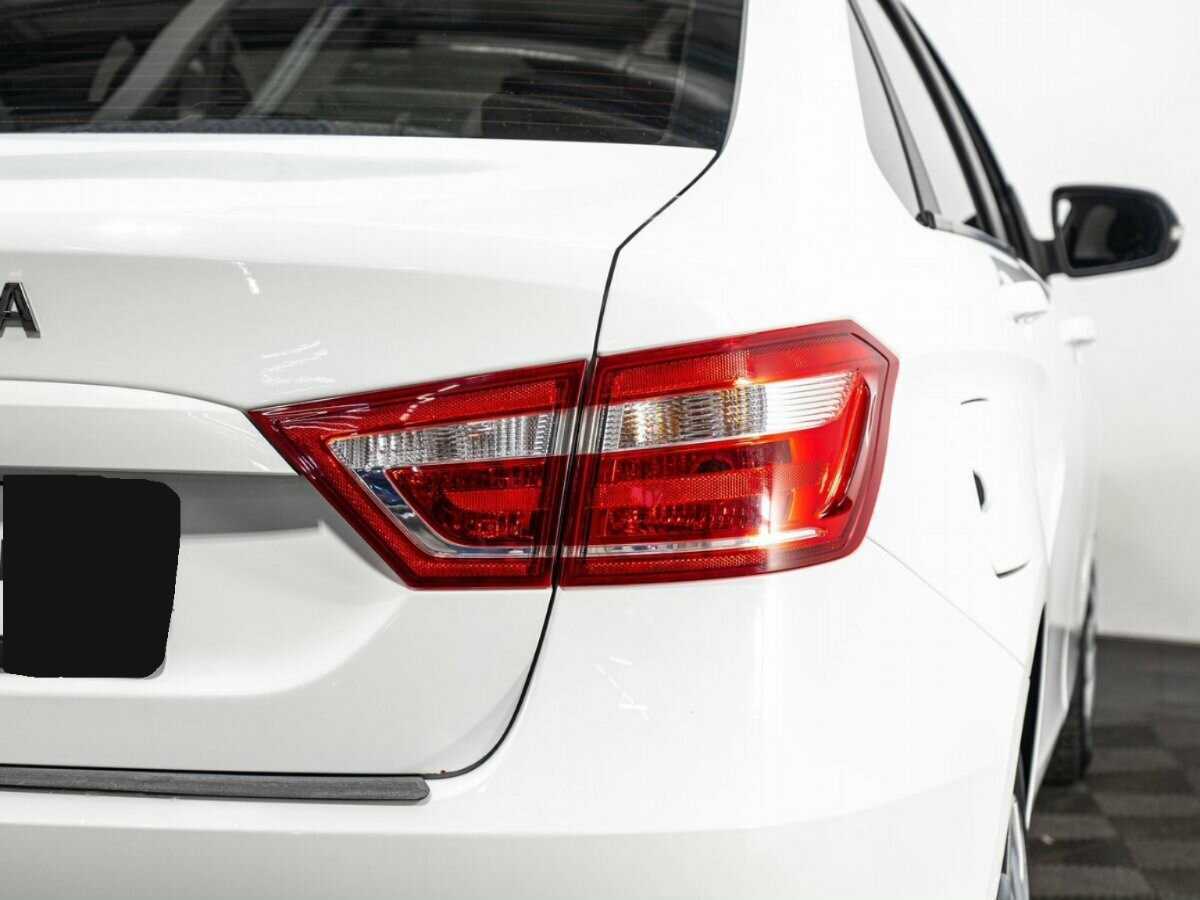 Купить Lada (ВАЗ) Vesta, 2017, 125 000 км, фото №7