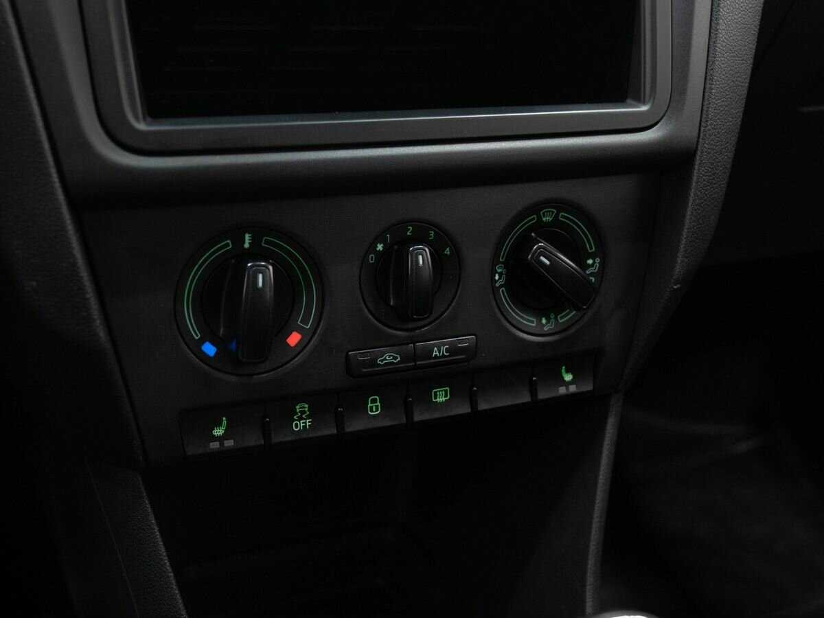 Купить Skoda Rapid, 2017, 122 000 км, фото №19