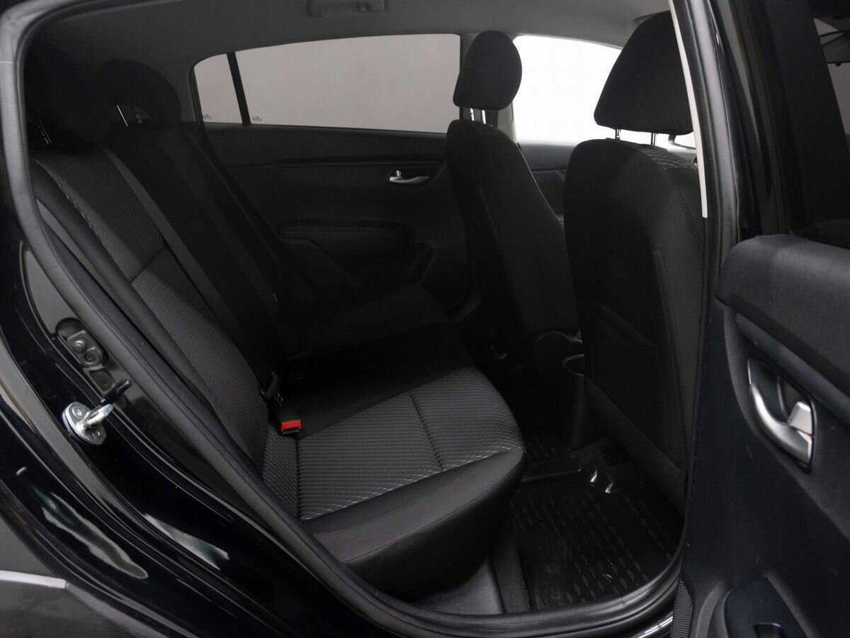 Купить Kia Rio X-Line, 2017, 197 013 км, фото №11