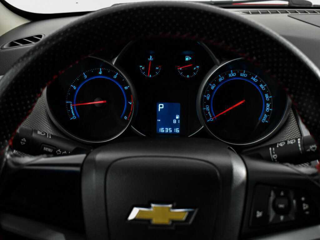 Купить Chevrolet Cruze, 2012, 163 515 км, фото №14