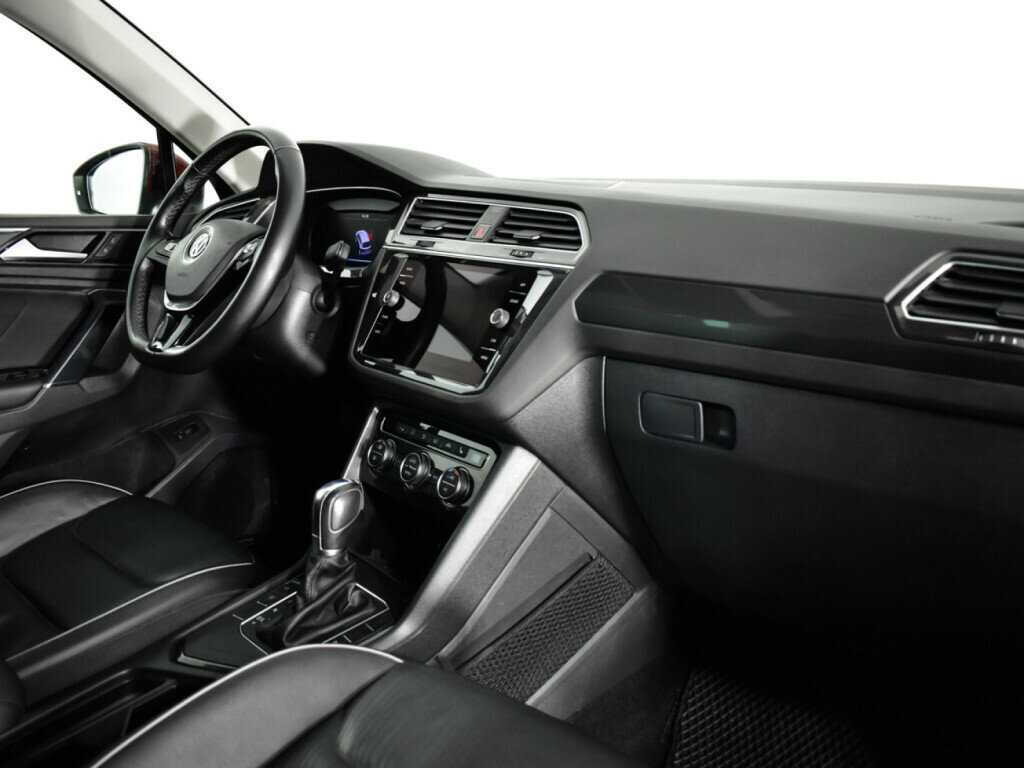 Купить Volkswagen Tiguan, 2018, 71 253 км, фото №9