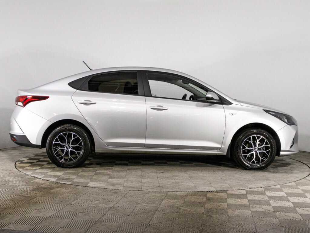 Купить Hyundai Solaris, 2020, 69 869 км, фото №4