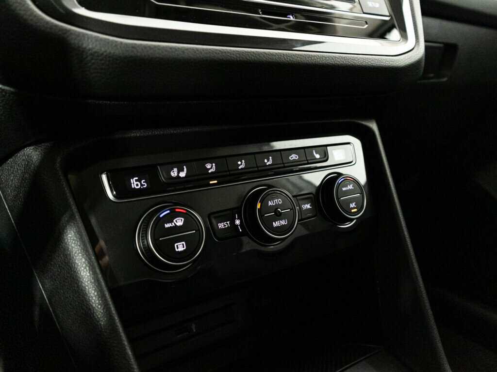 Купить Volkswagen Tiguan, 2018, 79 161 км, фото №15