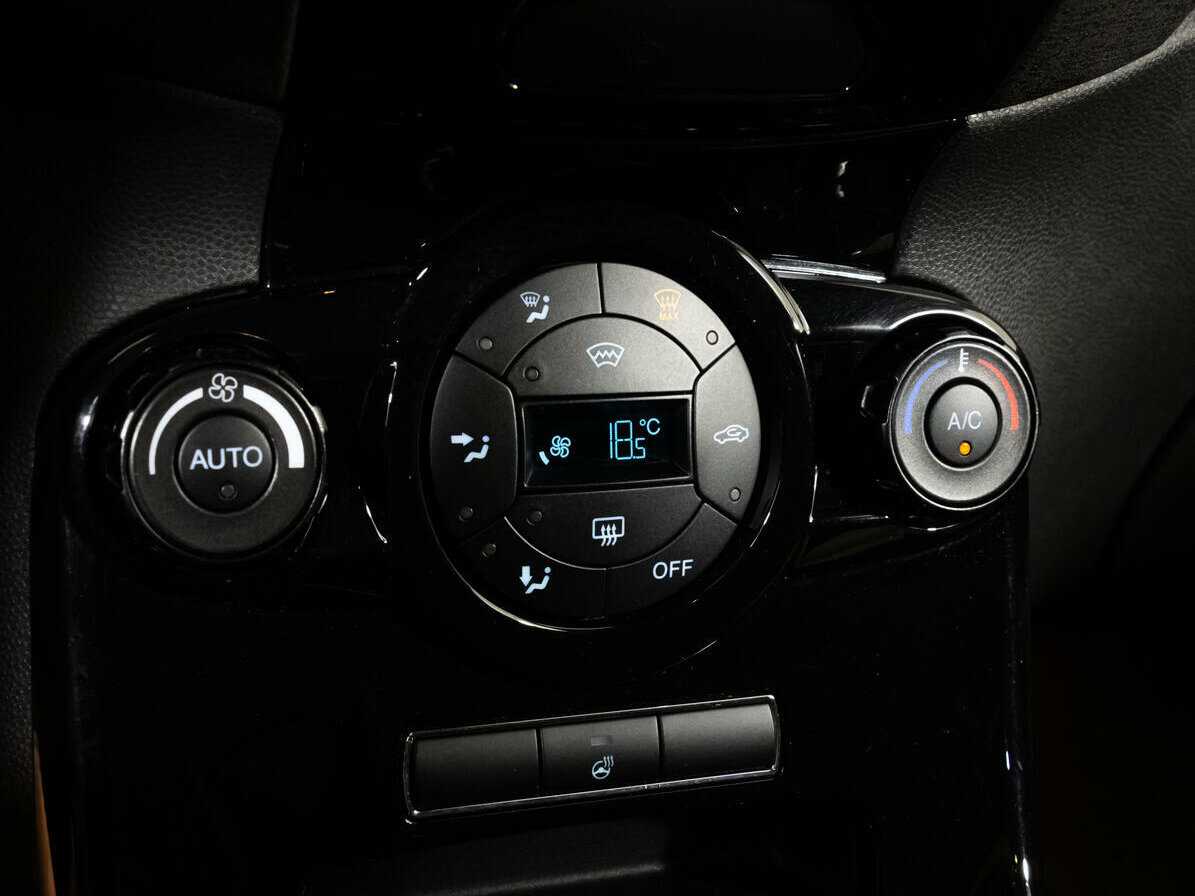 Купить Ford Fiesta, 2017, 142 334 км, фото №12