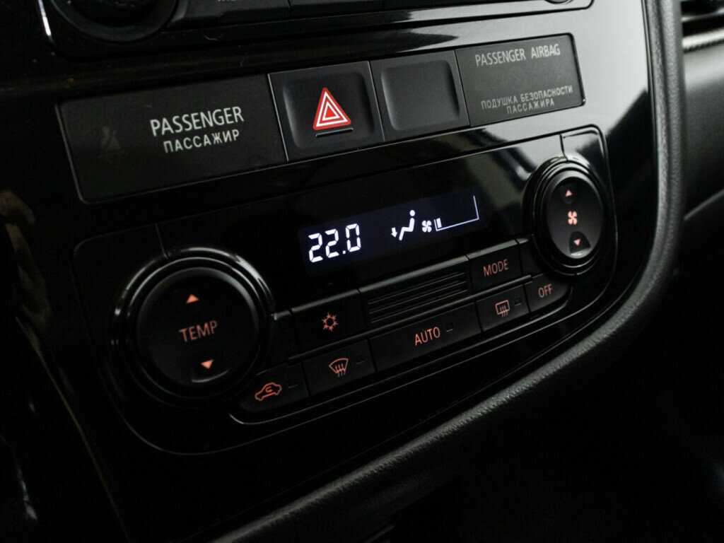 Купить Mitsubishi Outlander, 2018, 239 427 км, фото №13