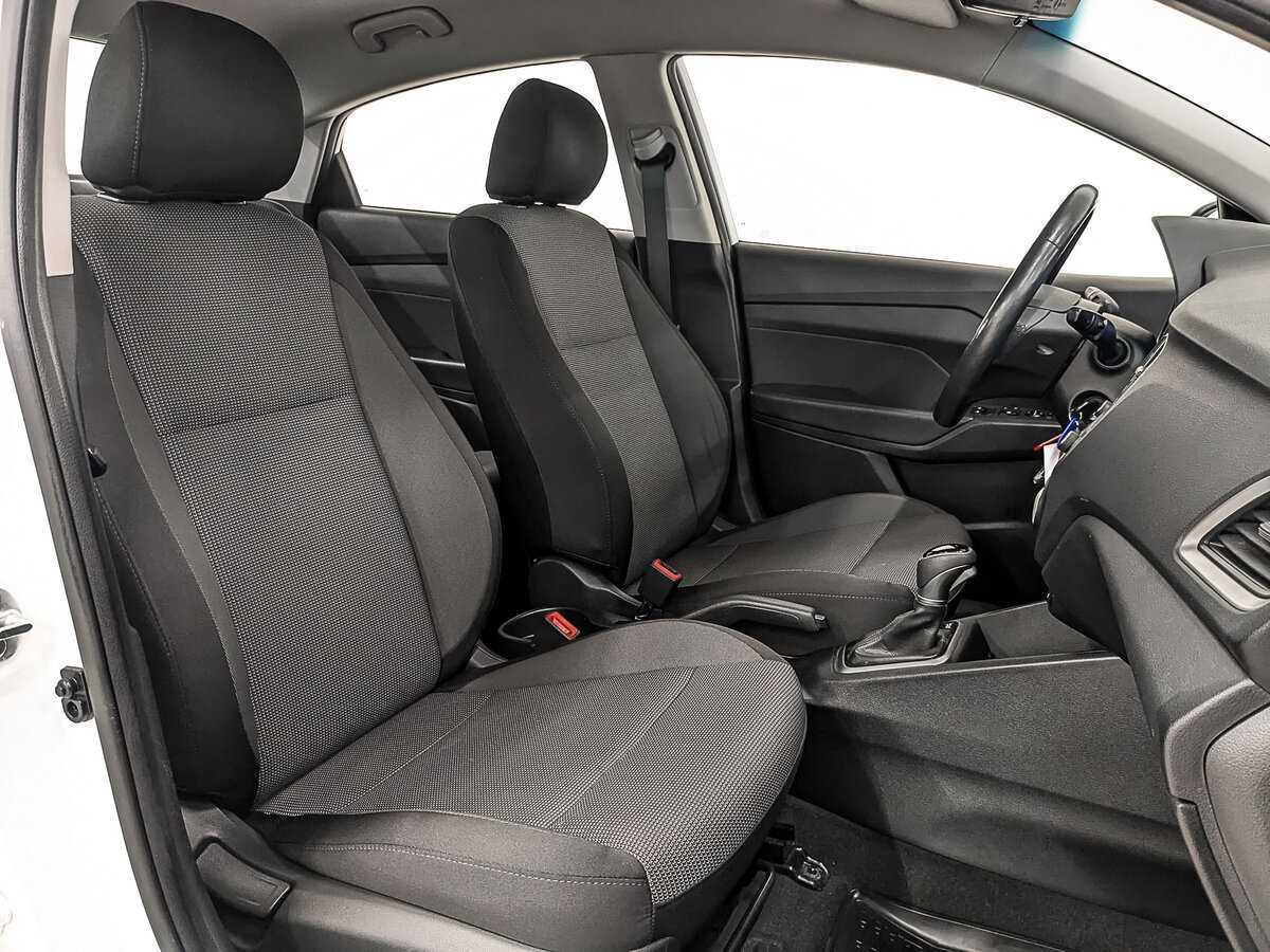 Купить Hyundai Solaris, 2017, 88 966 км, фото №24