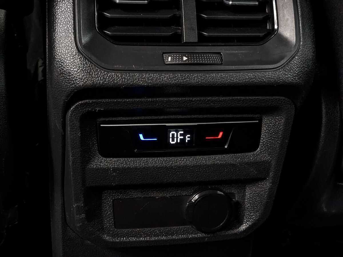 Купить Volkswagen Tiguan, 2021, 155 186 км, фото №25