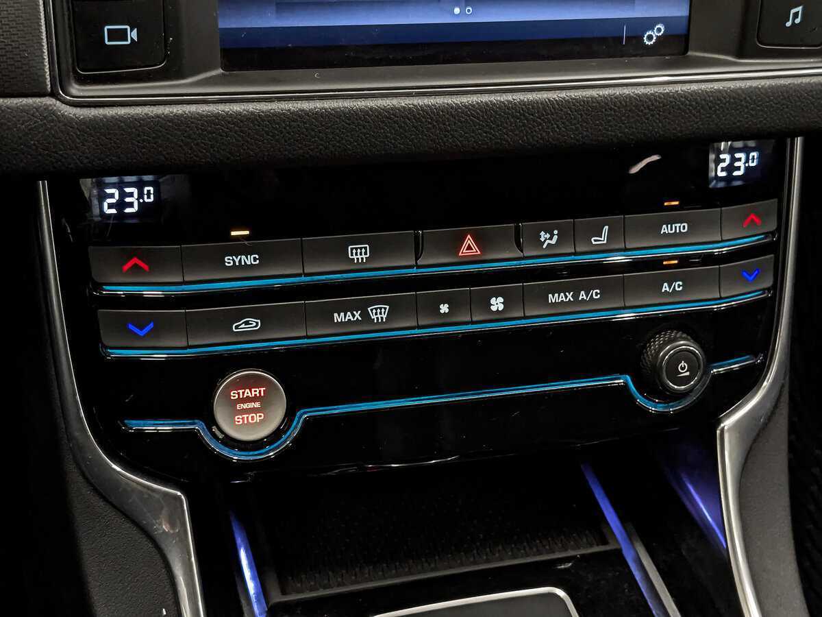 Купить Jaguar XF, 2017, 85 309 км, фото №19