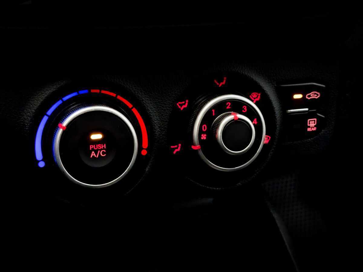 Купить Kia Rio, 2015, 162 188 км, фото №23