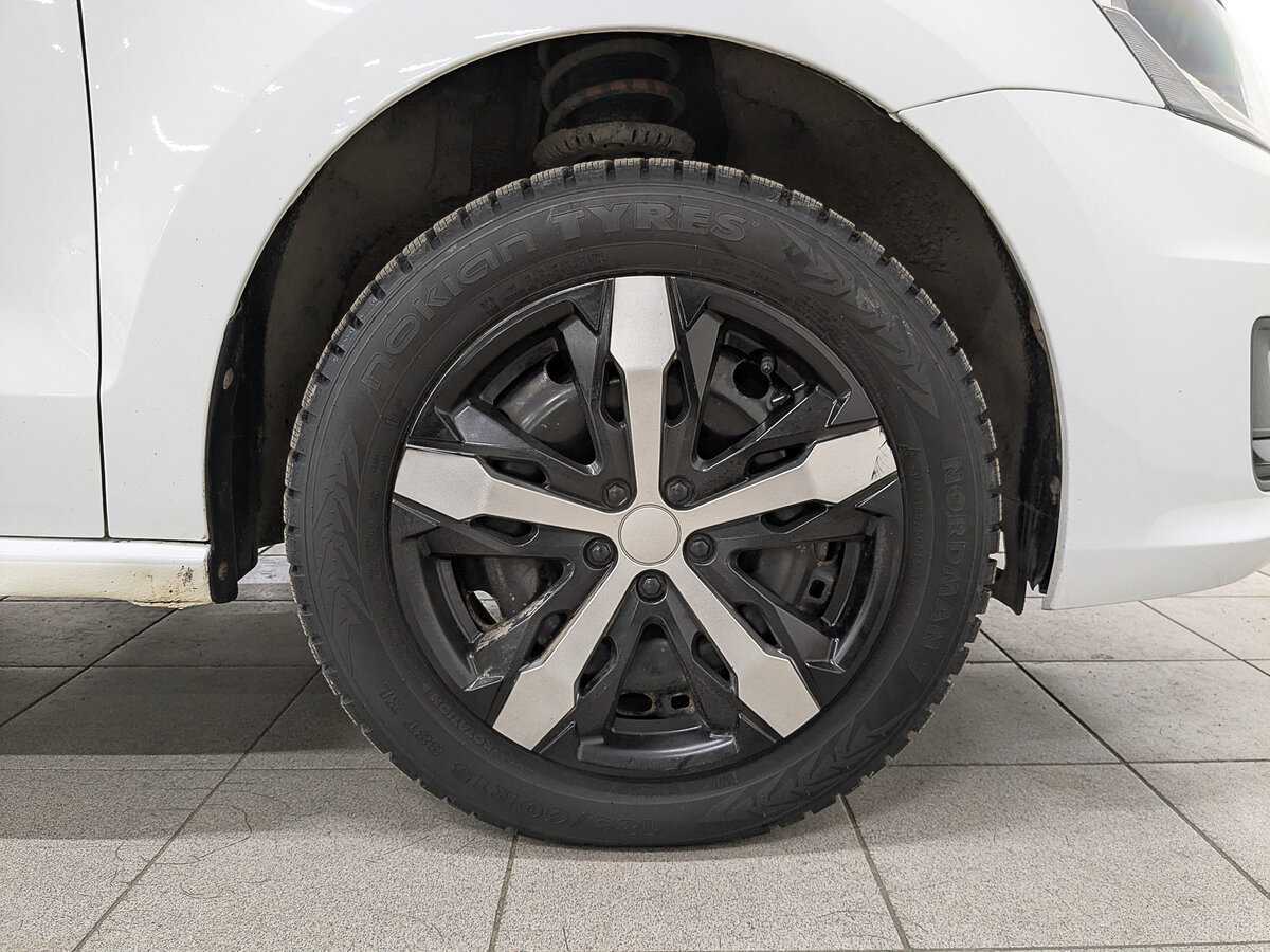 Купить Volkswagen Polo, 2018, 31 589 км, фото №12