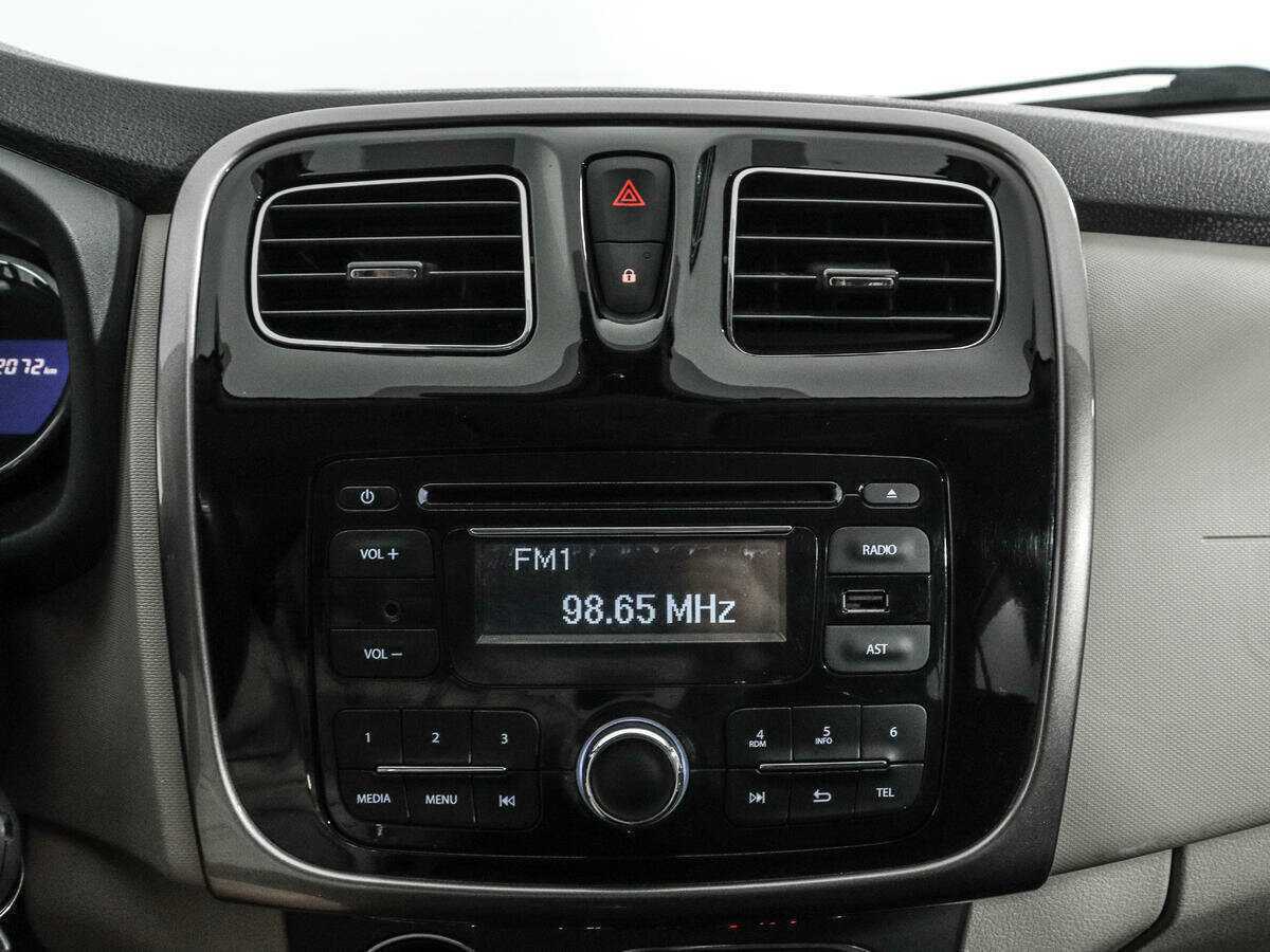 Купить Renault Logan, 2014, 122 071 км, фото №13