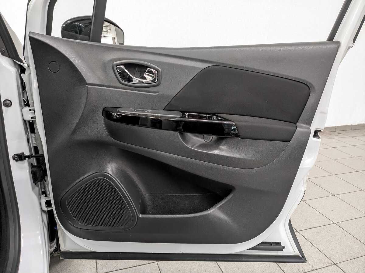 Купить Renault Kaptur, 2017, 181 705 км, фото №24
