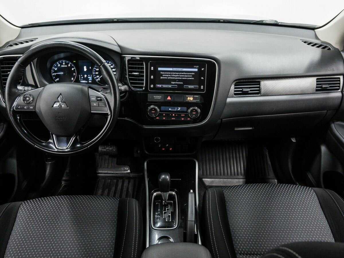 Купить Mitsubishi Outlander, 2018, 179 363 км, фото №11