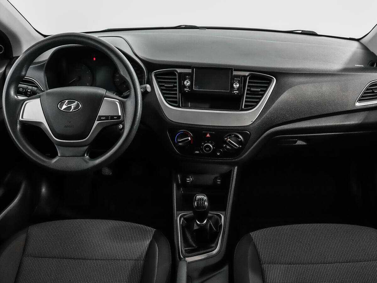 Купить Hyundai Solaris, 2018, 168 514 км, фото №12