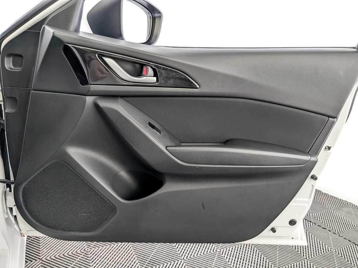 Купить Mazda 3, 2015, 116 000 км, фото №24