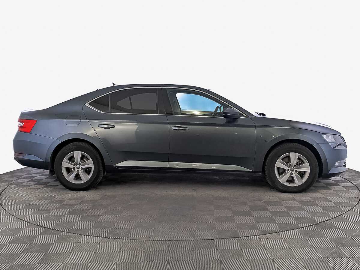 Купить Skoda Superb, 2019, 136 655 км, фото №4