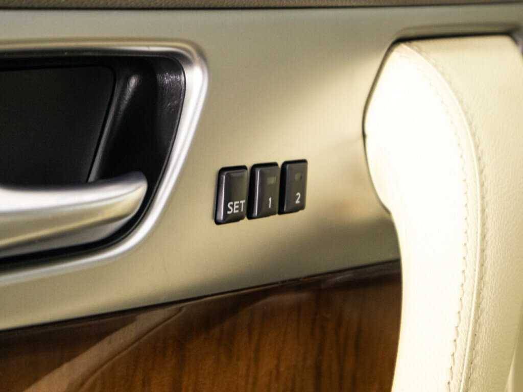 Купить Infiniti FX37, 2012, 151 000 км, фото №20