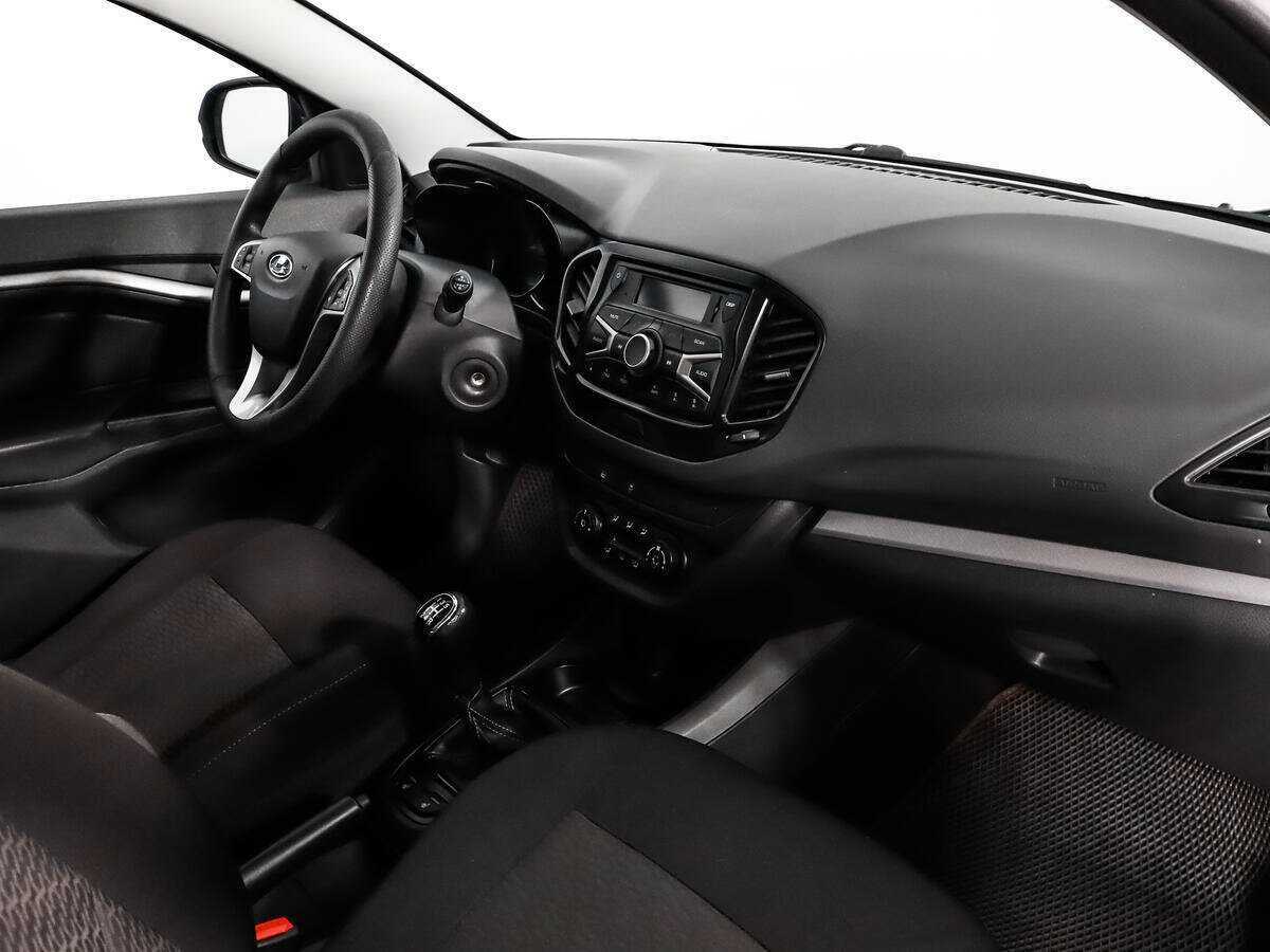 Купить Lada (ВАЗ) Vesta SW, 2019, 106 306 км, фото №11