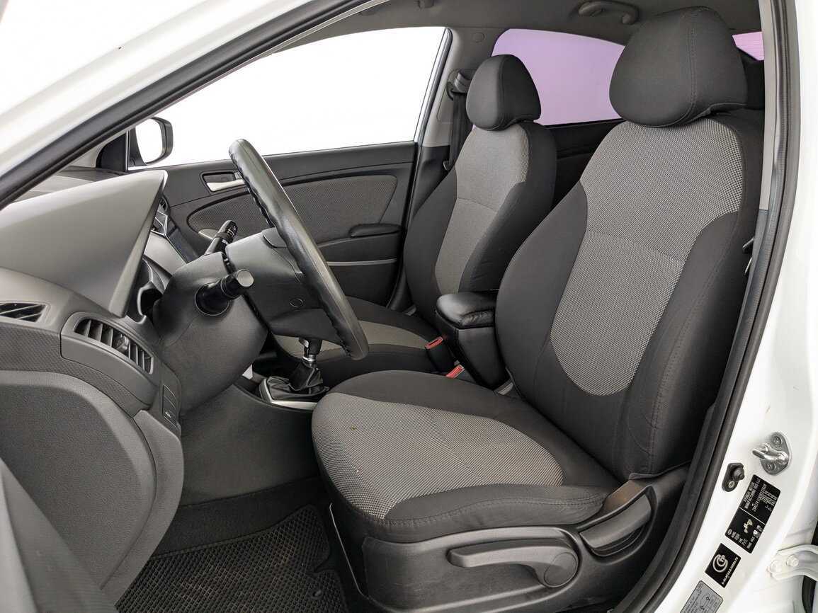 Купить Hyundai Solaris, 2013, 201 000 км, фото №17