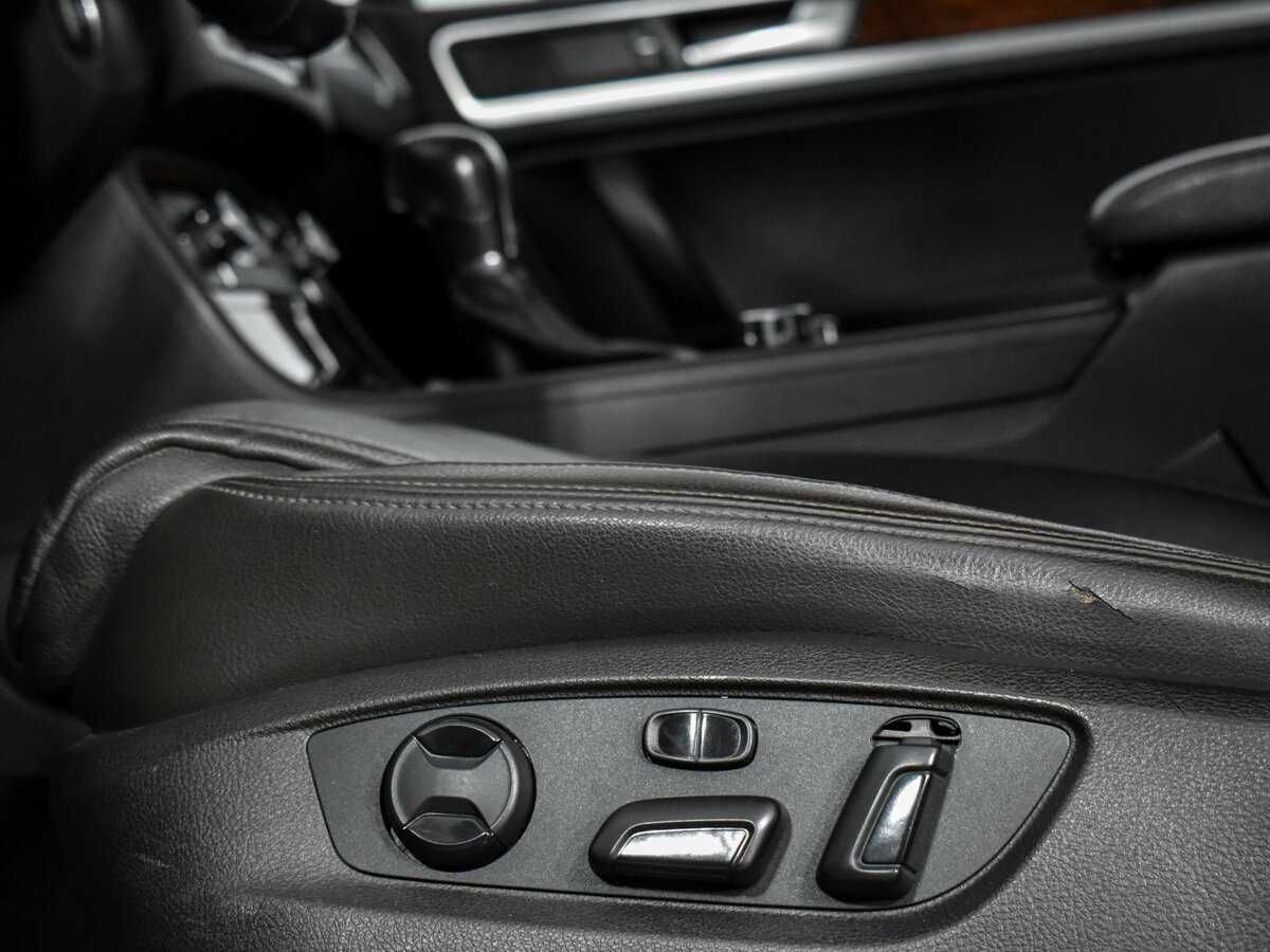 Купить Volkswagen Touareg, 2013, 181 500 км, фото №10