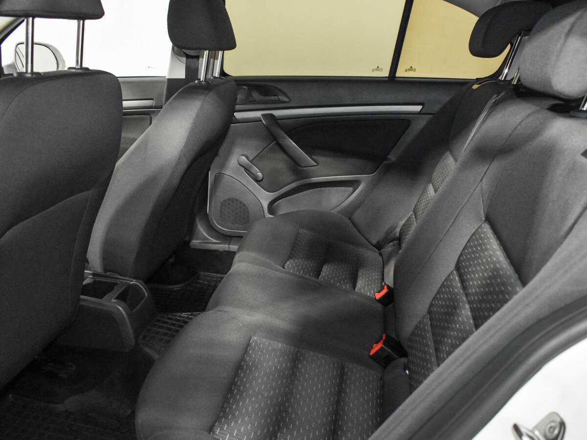 Купить Skoda Octavia, 2012, 155 960 км, фото №10