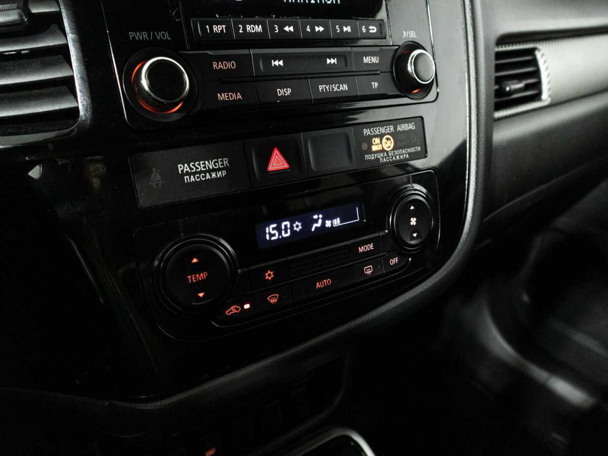 Купить Mitsubishi Outlander, 2018, 122 146 км, фото №16