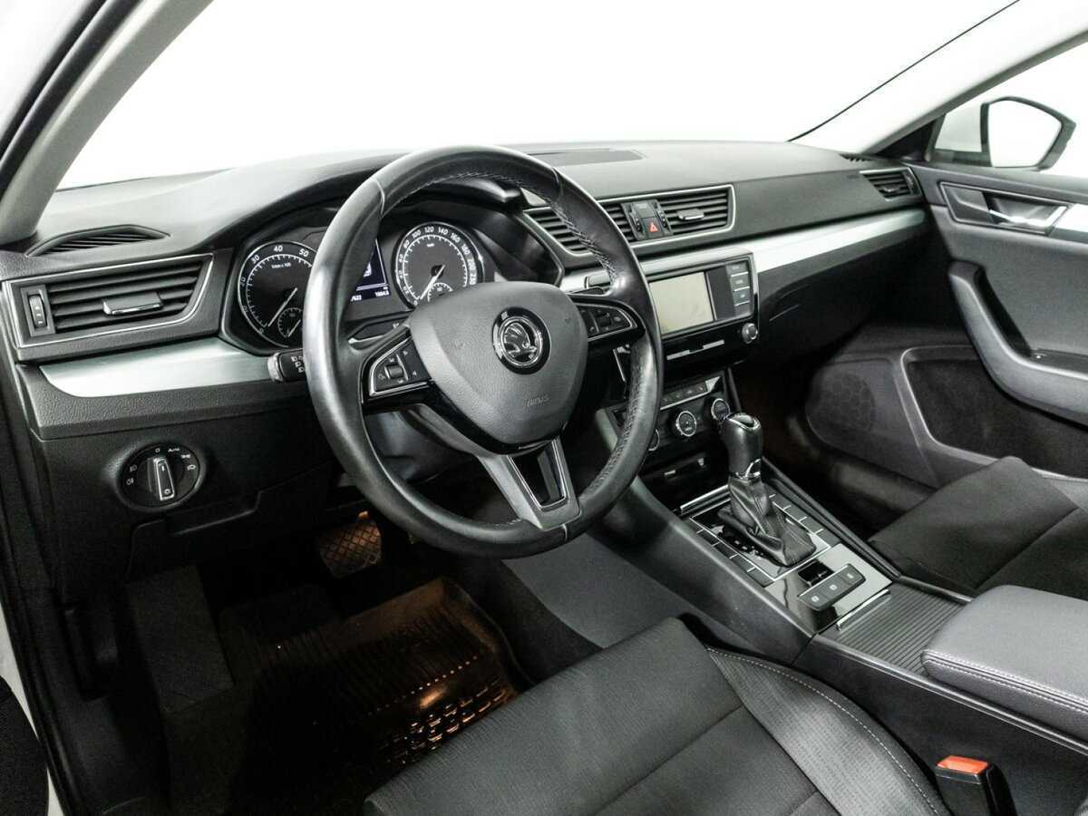 Купить Skoda Superb, 2016, 67 620 км, фото №10