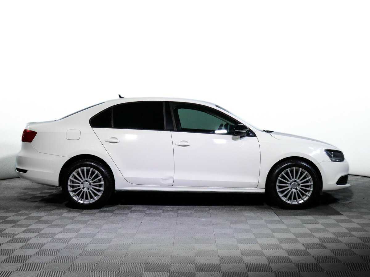 Купить Volkswagen Jetta, 2013, 198 671 км, фото №4