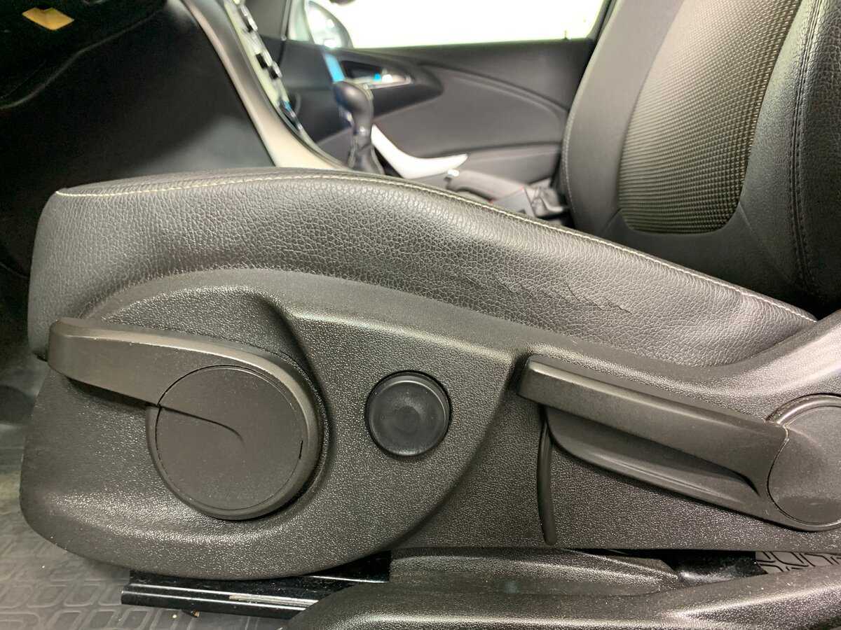 Купить Opel Astra, 2012, 117 404 км, фото №17