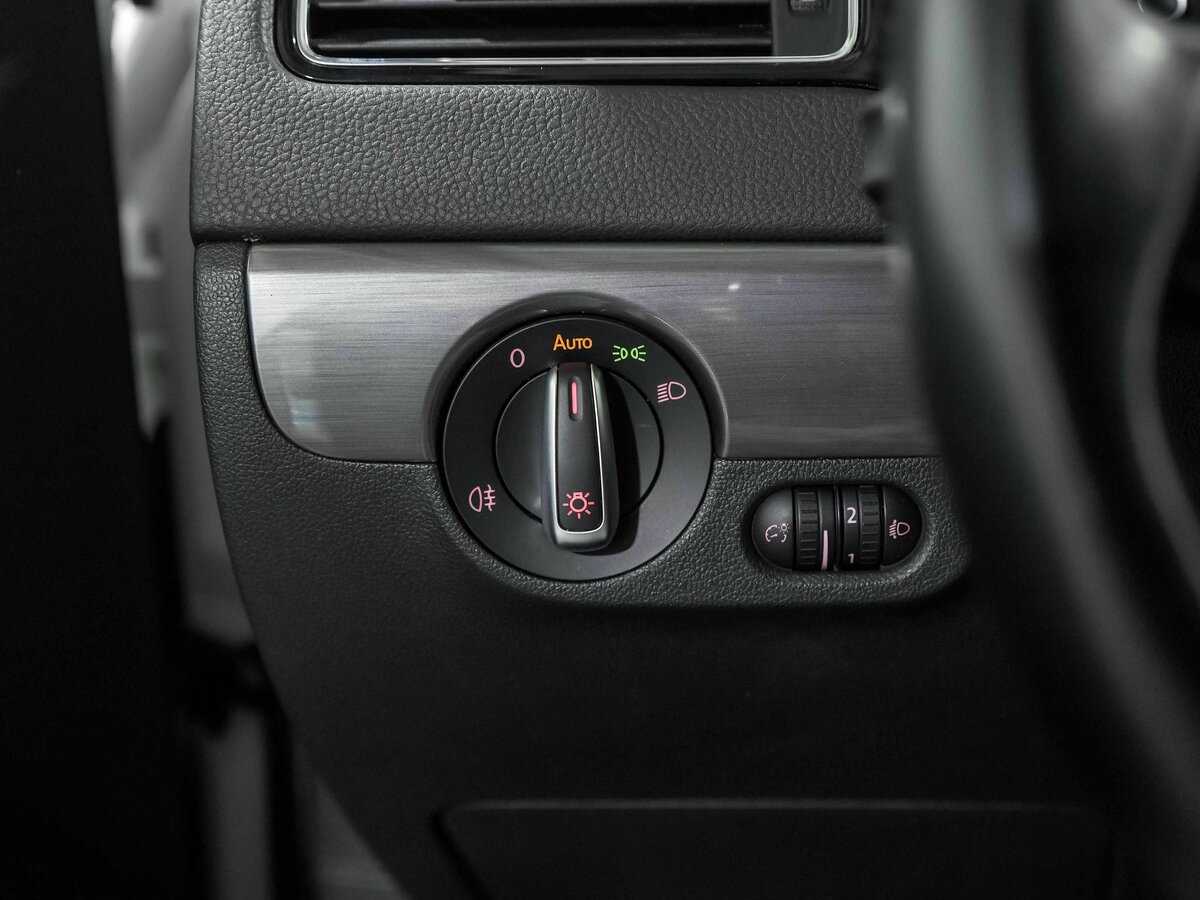 Купить Volkswagen Jetta, 2016, 95 000 км, фото №12