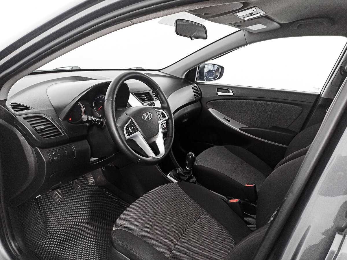 Купить Hyundai Solaris, 2014, 151 383 км, фото №13