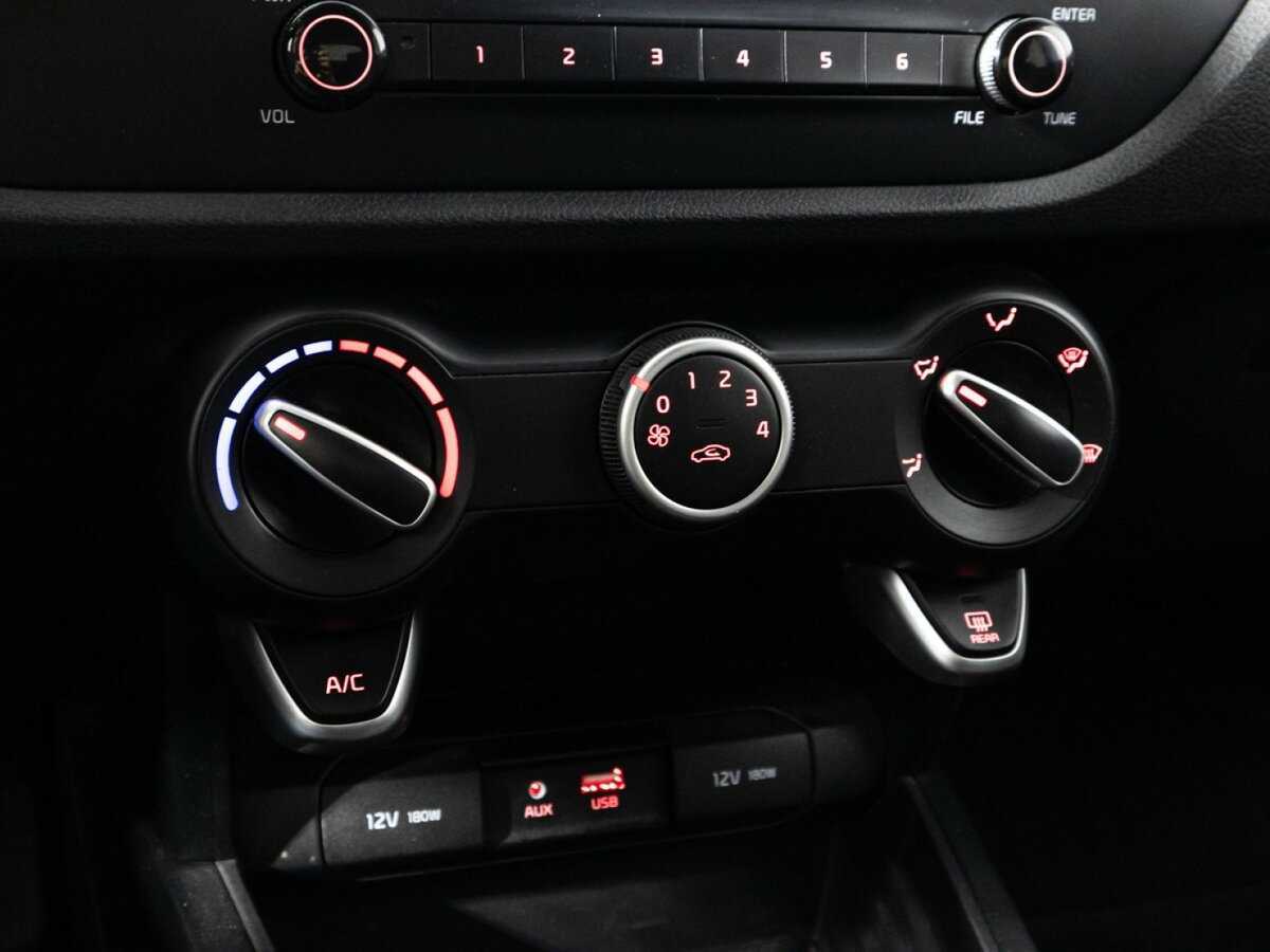 Купить Kia Rio, 2019, 90 257 км, фото №16