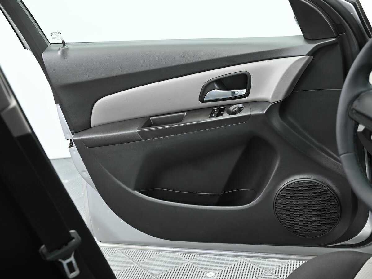 Купить Chevrolet Cruze, 2013, 167 000 км, фото №6