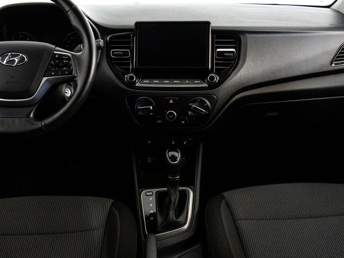 Купить Hyundai Solaris, 2021, 83 172 км, фото №10