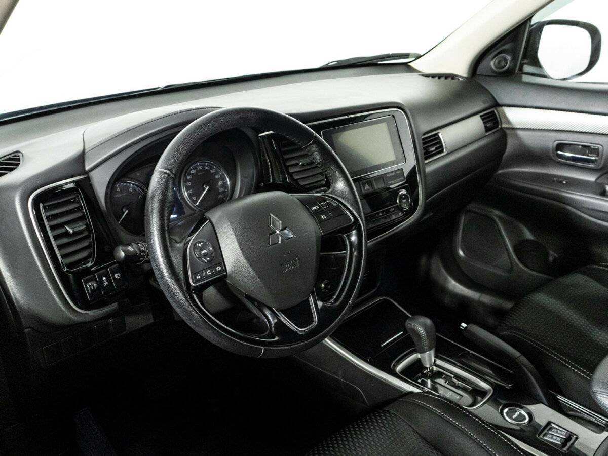 Купить Mitsubishi Outlander, 2018, 88 790 км, фото №11