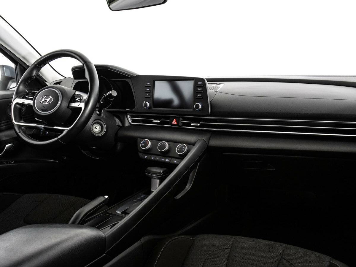 Купить Hyundai Elantra, 2021, 43 121 км, фото №10