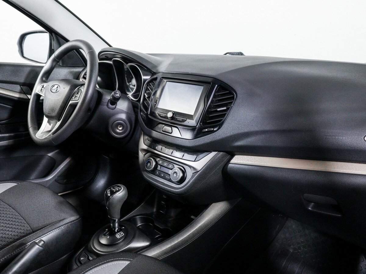 Купить Lada (ВАЗ) Vesta SW, 2018, 81 783 км, фото №8