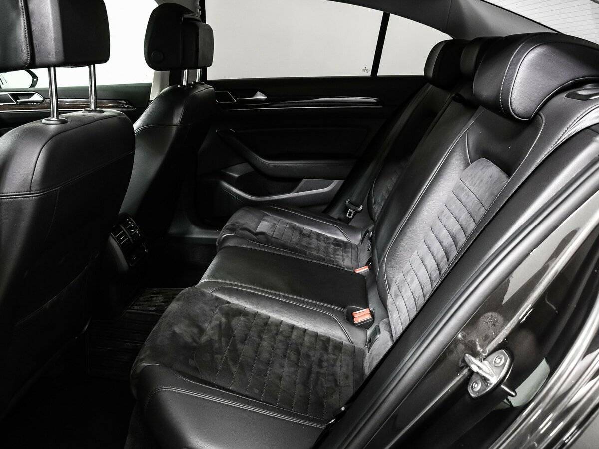 Купить Volkswagen Passat, 2017, 137 619 км, фото №12