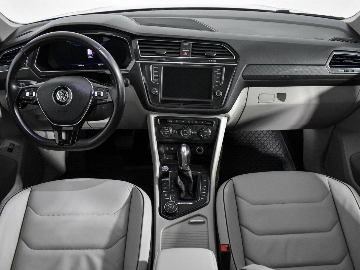 Купить Volkswagen Tiguan, 2017, 124 553 км, фото №10