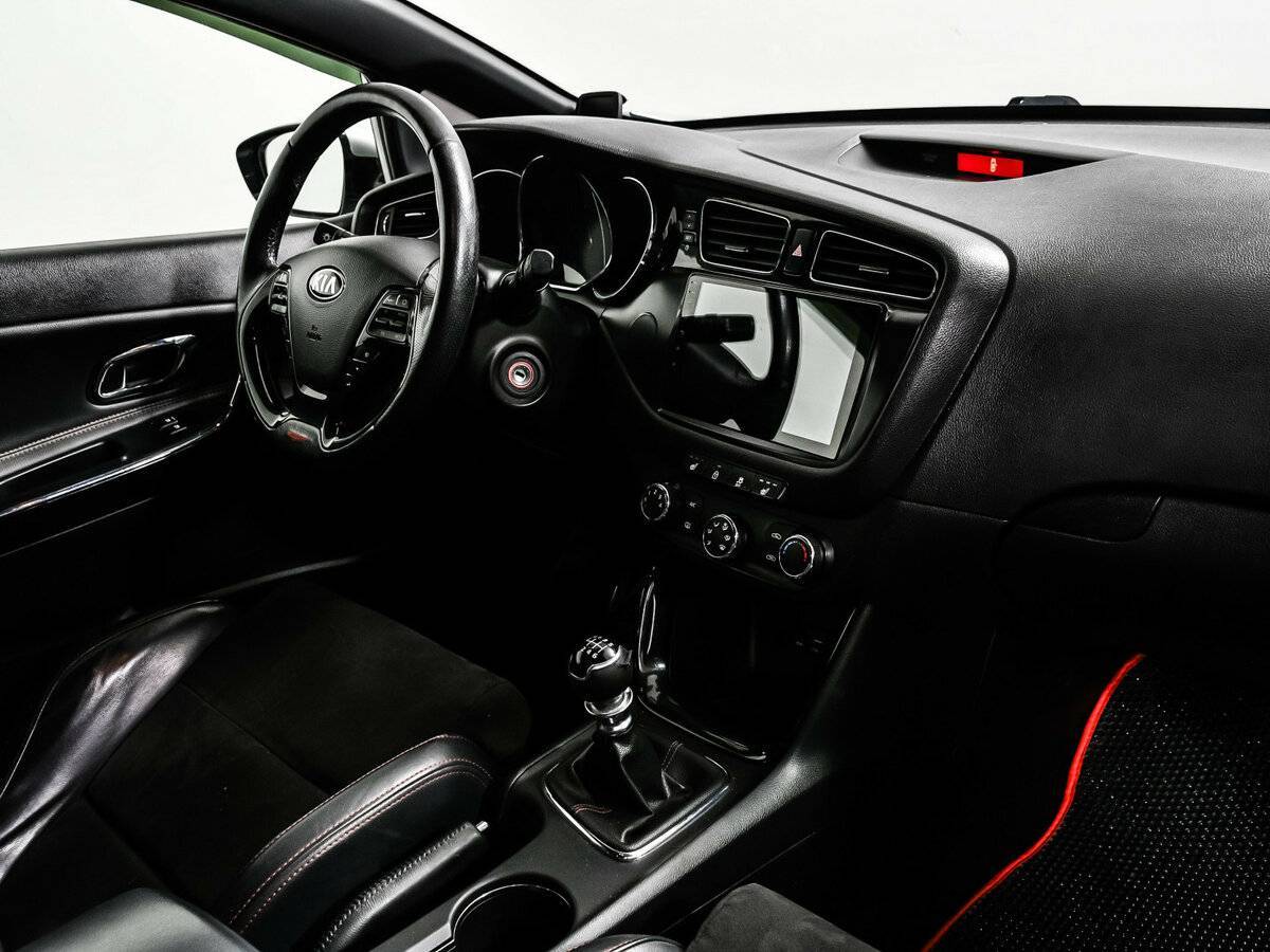 Купить Kia Ceed GT, 2015, 134 534 км, фото №9