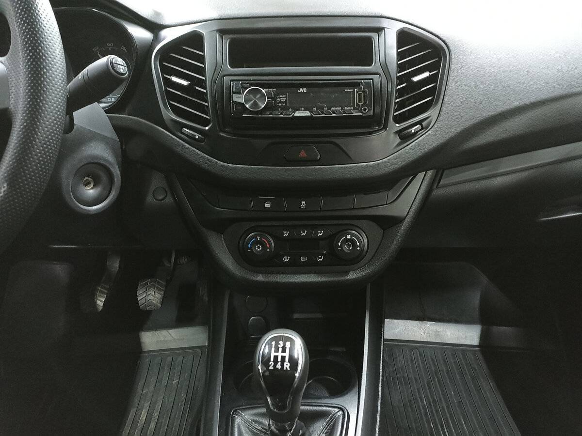 Купить Lada (ВАЗ) Vesta, 2016, 72 639 км, фото №15