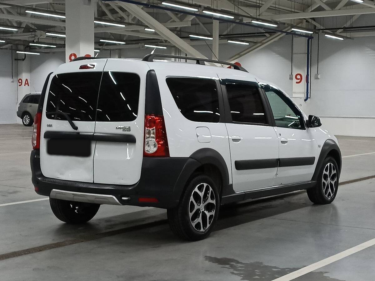 Купить Lada (ВАЗ) Largus Cross, 2017, 200 985 км, фото №5