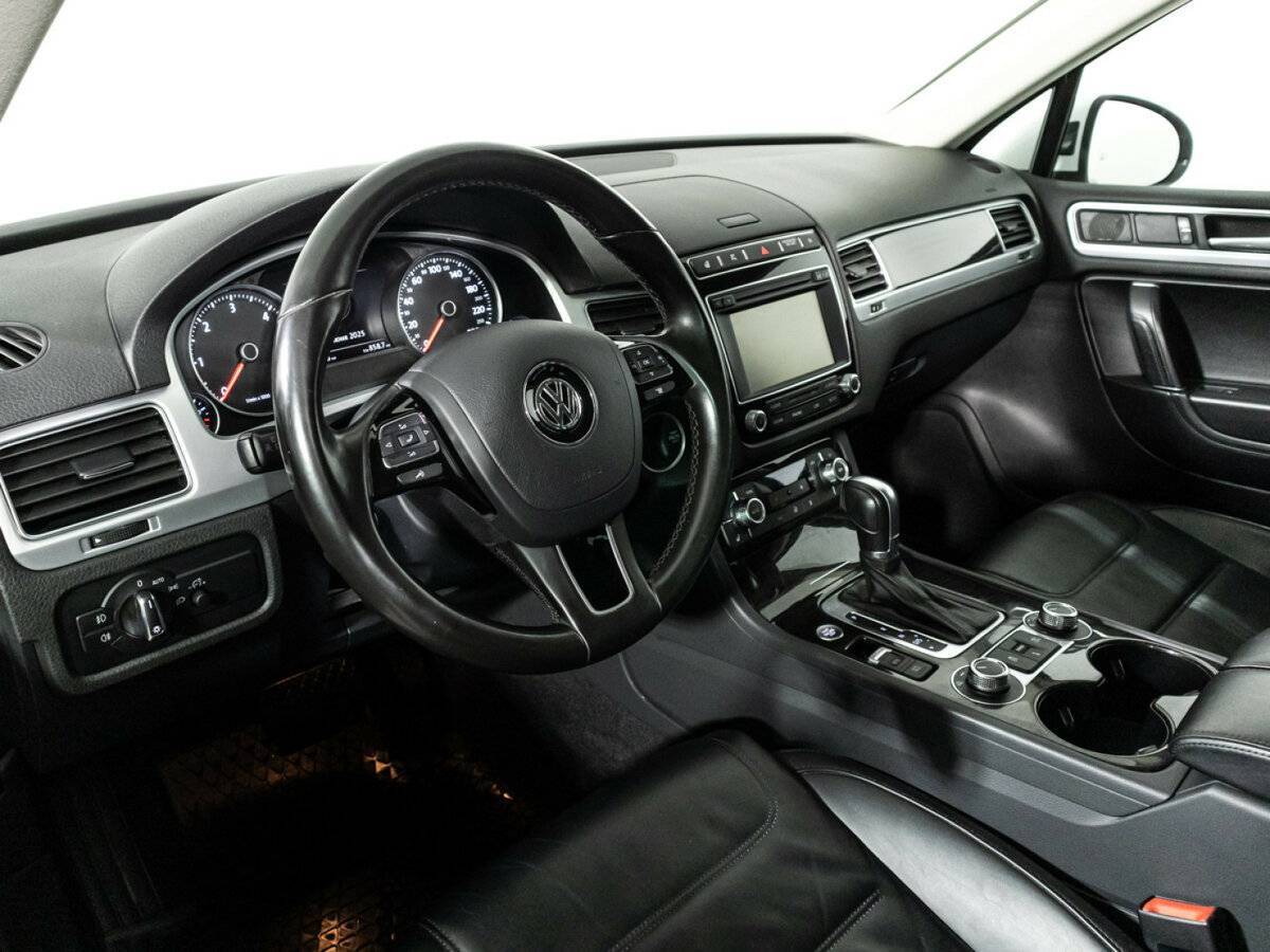 Купить Volkswagen Touareg, 2016, 188 893 км, фото №11