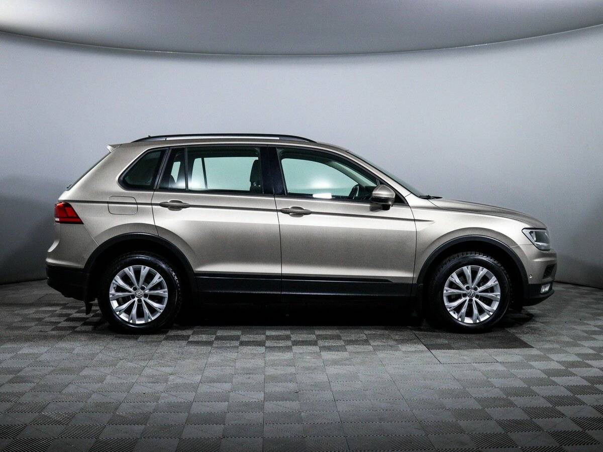 Купить Volkswagen Tiguan, 2017, 84 700 км, фото №4
